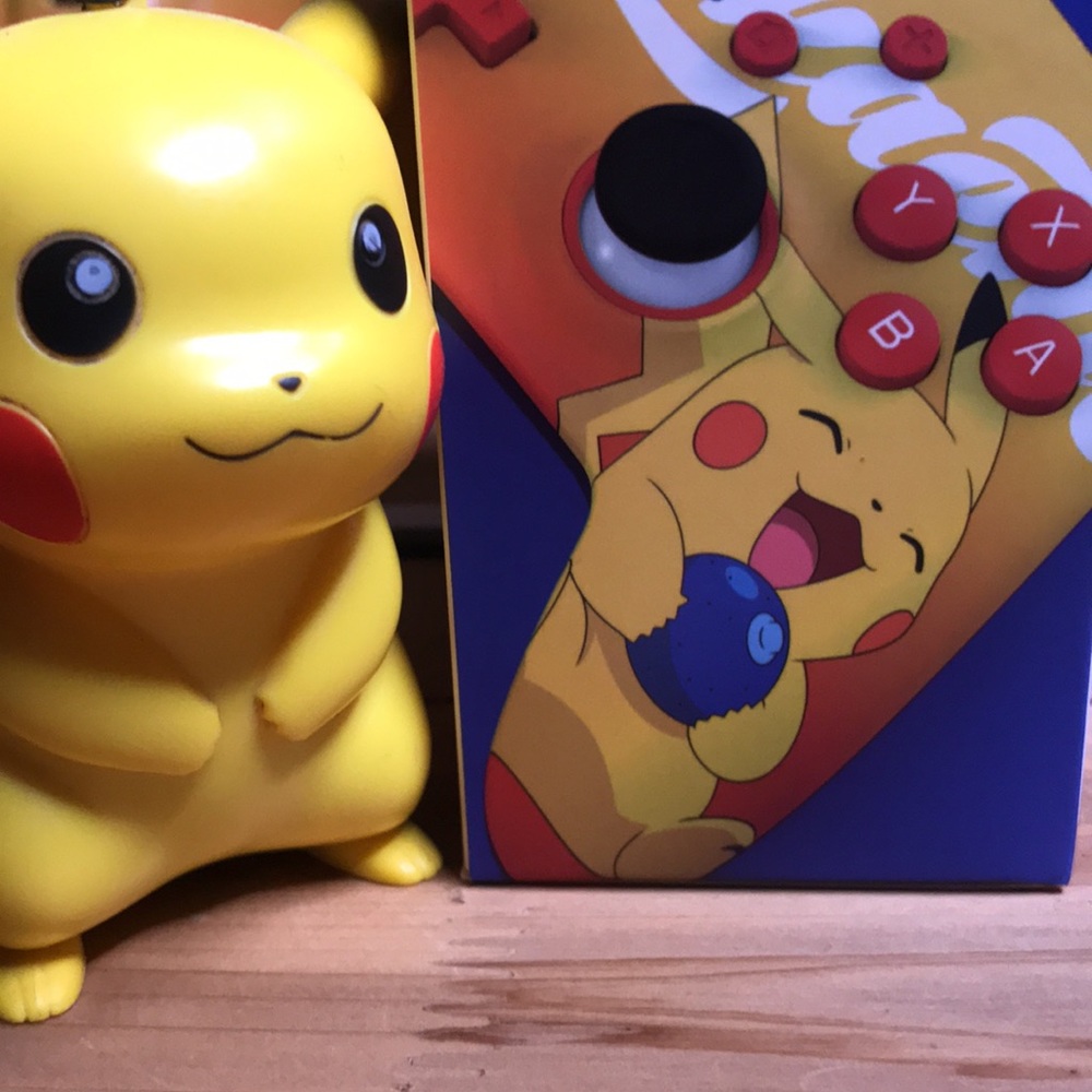 Enhanced Wired Controller for Nintendo Switch - Pokémon: Oran Berry Pikachu - Picture 13 of 16